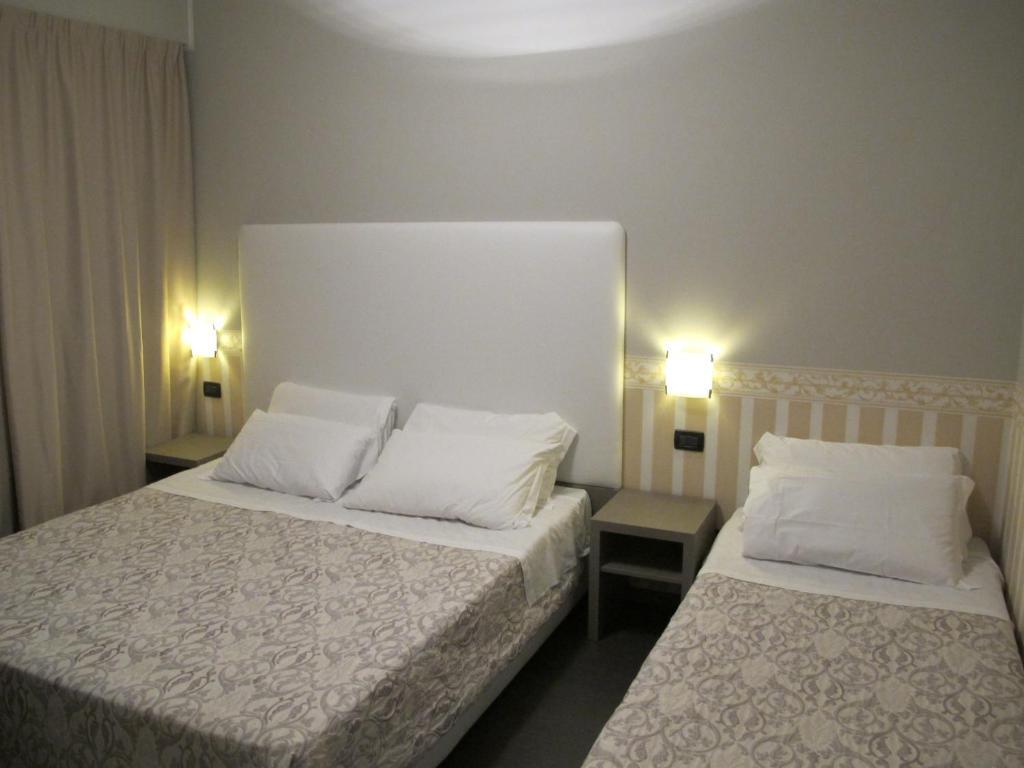 Hotel Laguna Residence Marghera Zimmer foto
